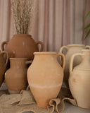 Anatolische terracotta vaas met greep